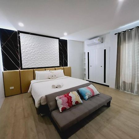 Debua Mahasarakham Hotel Mahaszarakham Kültér fotó