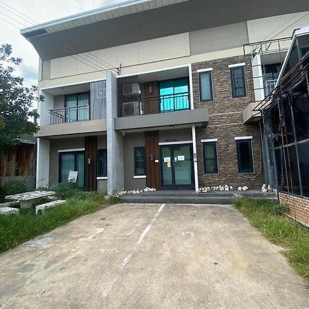 Debua Mahasarakham Hotel Mahaszarakham Kültér fotó