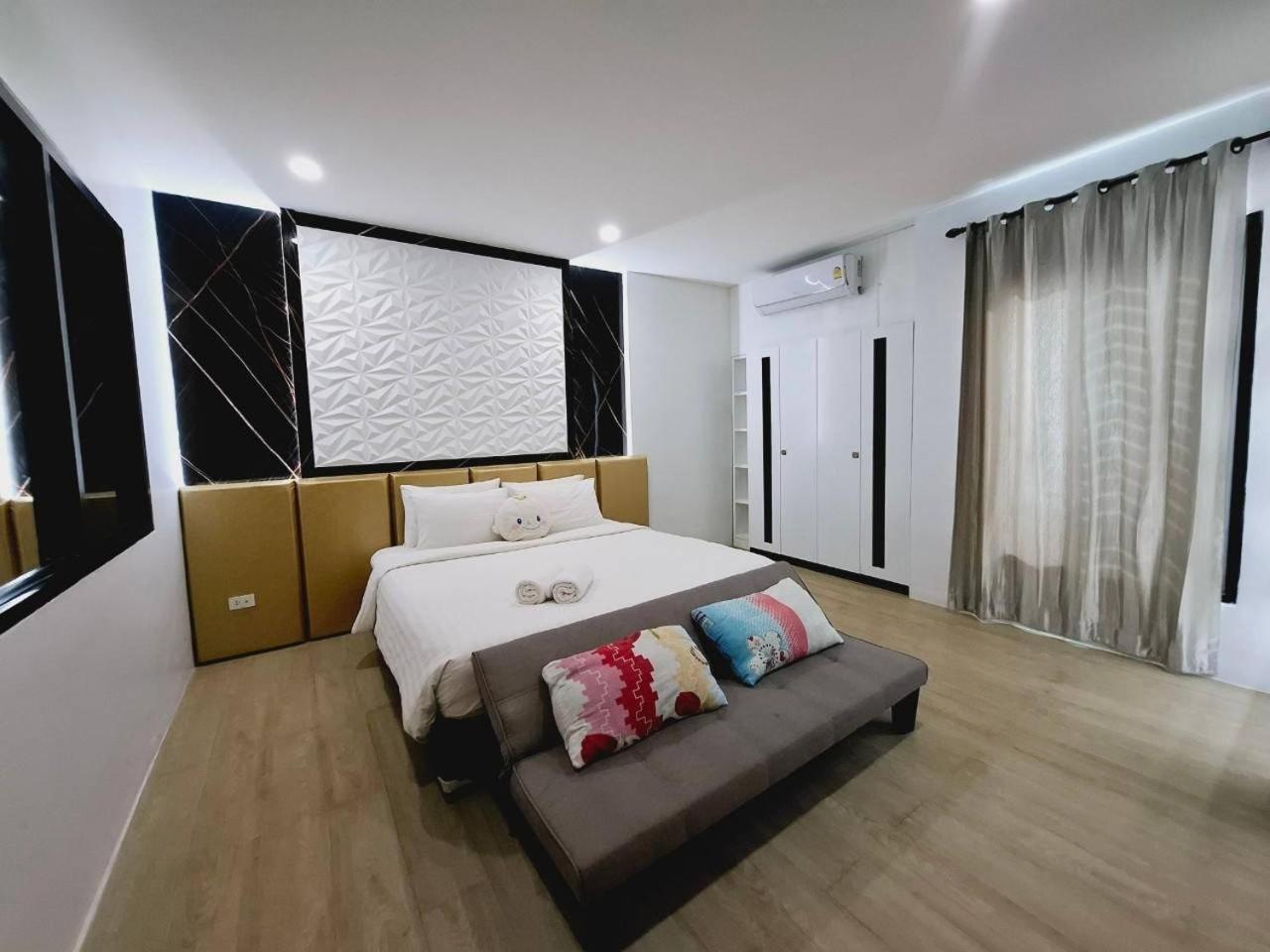 Debua Mahasarakham Hotel Mahaszarakham Kültér fotó